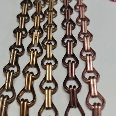 15.7mm x 8.85mm サイズ アルミのカスタムパターンの金属カーテン