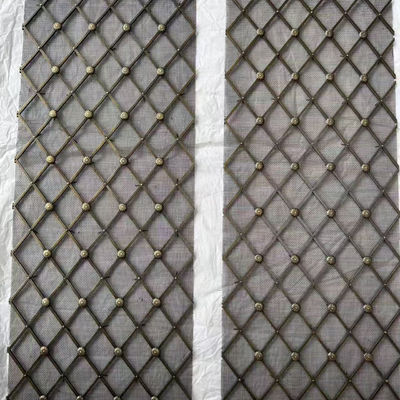 0.6m-2.4m 幅 装飾用ワイヤ Mesh 格子 キャビネット ドア