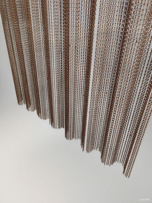 装飾的なChainmailリング網のカーテン スクリーンの建物の正面の自然な色