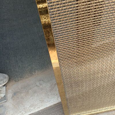 オーダーメイド 建築用メタルメッシュ 丸い幅 オーダーメイド 現代の建物のファサード インテリアデザインとエクステリアアプリケーション