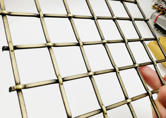 5.5mmの装飾的な真鍮のグリルRustproofingは金属線の網階段柵を