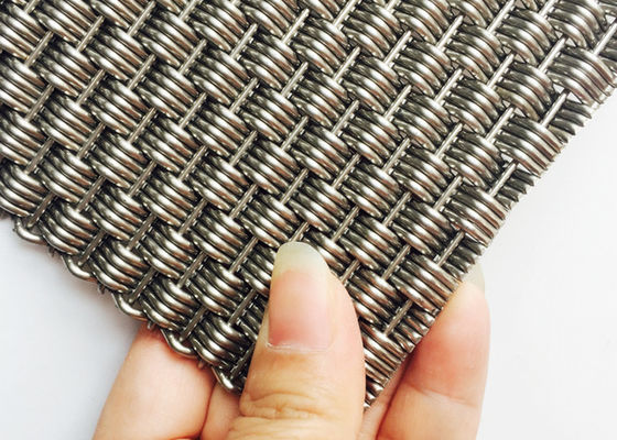 仕切りの装飾的な編まれた金網はAISI 316Lの自然な色にパネルをはめる