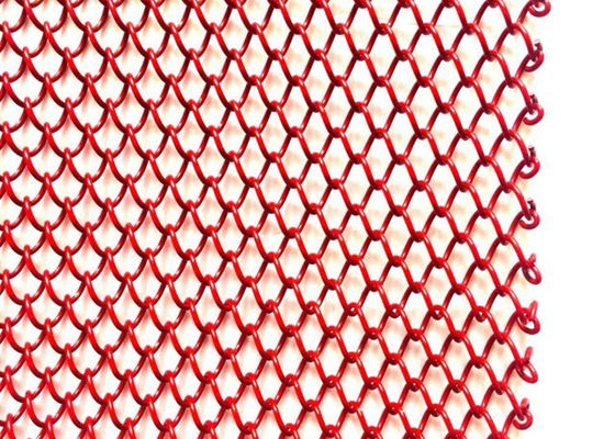 赤い1mm Diaの金属のコイルの飾り布のステンレス鋼の網のカーテン2.4kg/M2