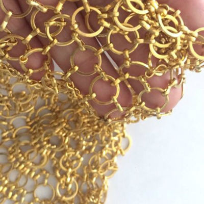 ODMの金金属リング網の装飾的な塀3.8mmのチェーン・メールの網